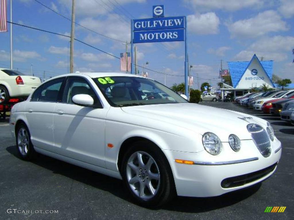 White Onyx Jaguar S-Type