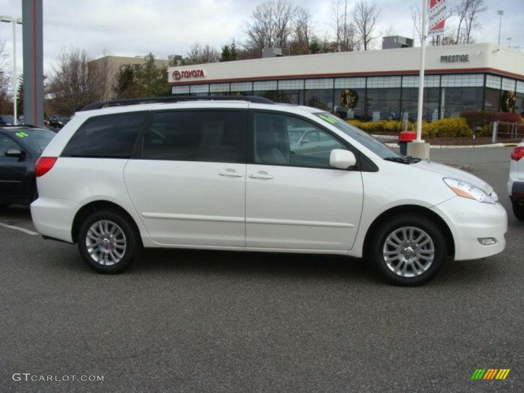 2008 Sienna XLE AWD - Natural White / Stone photo #1