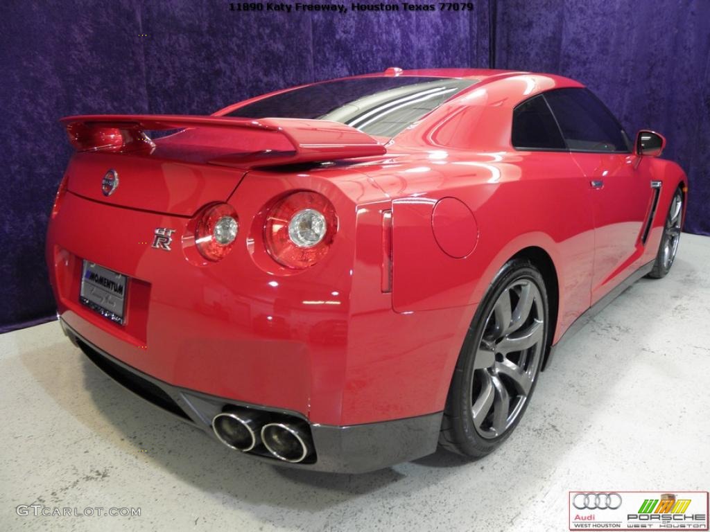 2009 GT-R Premium - Solid Red / Black photo #22