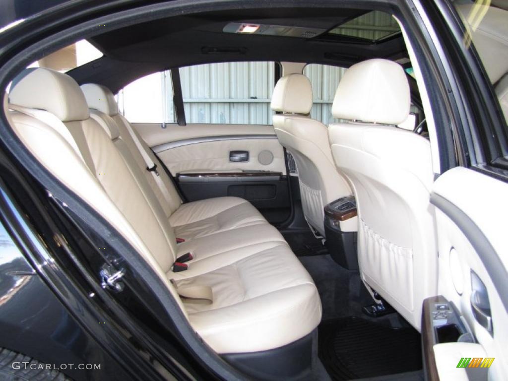 Black/Creme Beige Interior 2004 BMW 7 Series 745i Sedan Photo #41116335