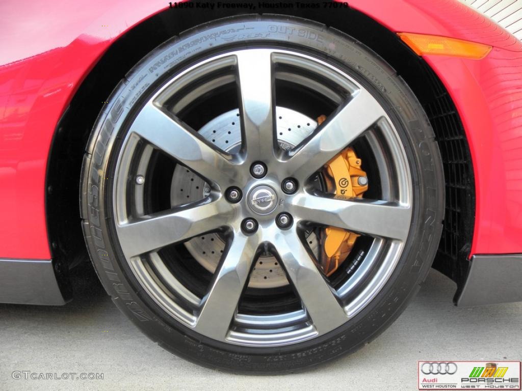 2009 GT-R Premium - Solid Red / Black photo #31