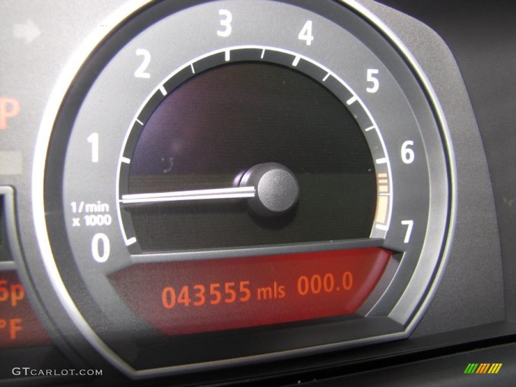 2004 7 Series 745i Sedan - Jet Black / Black/Creme Beige photo #21