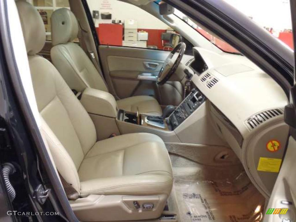 Taupe/Light Taupe Interior 2005 Volvo XC90 V8 AWD Photo #41116791