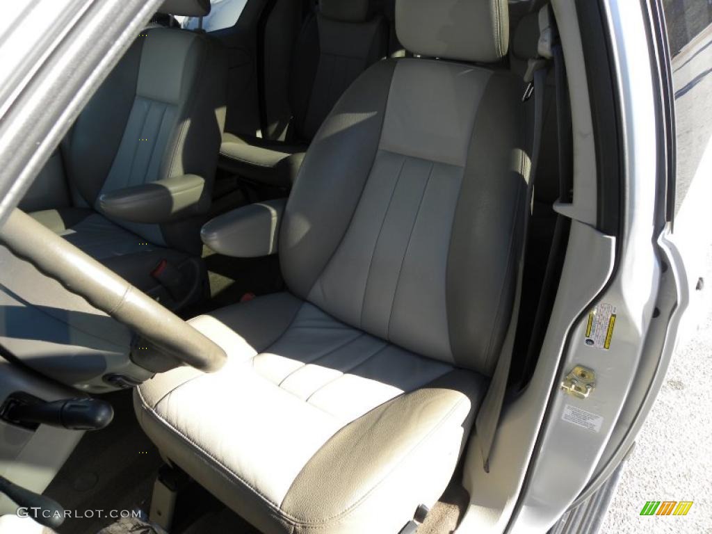 2005 Grand Caravan SXT - Bright Silver Metallic / Medium Slate Gray photo #4