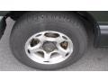 2001 Chevrolet Tracker Hardtop 4WD Wheel and Tire Photo