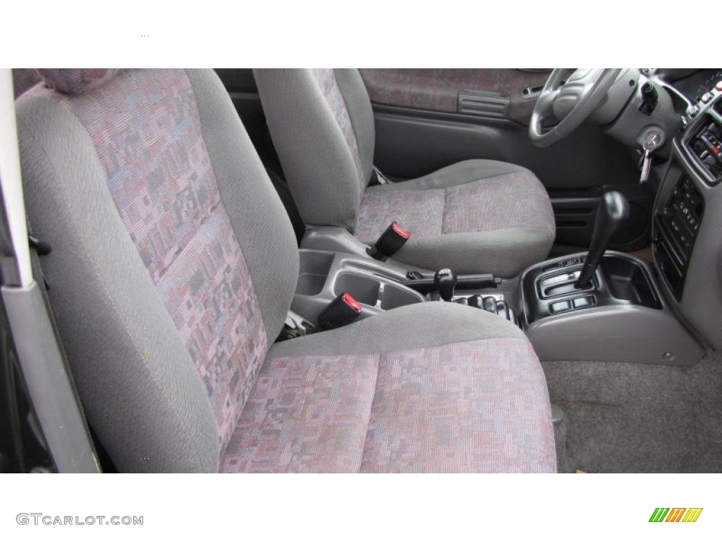 Medium Gray Interior 2001 Chevrolet Tracker Hardtop 4WD Photo #41119063