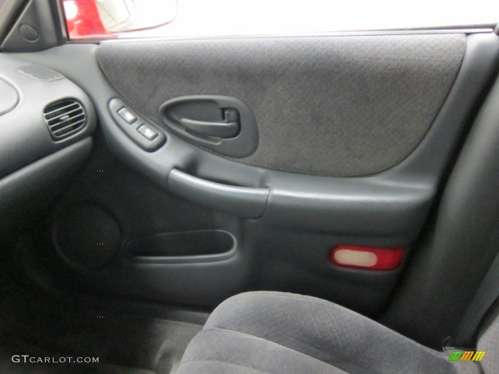 2000 Grand Prix GT Sedan - Bright Red / Graphite photo #4