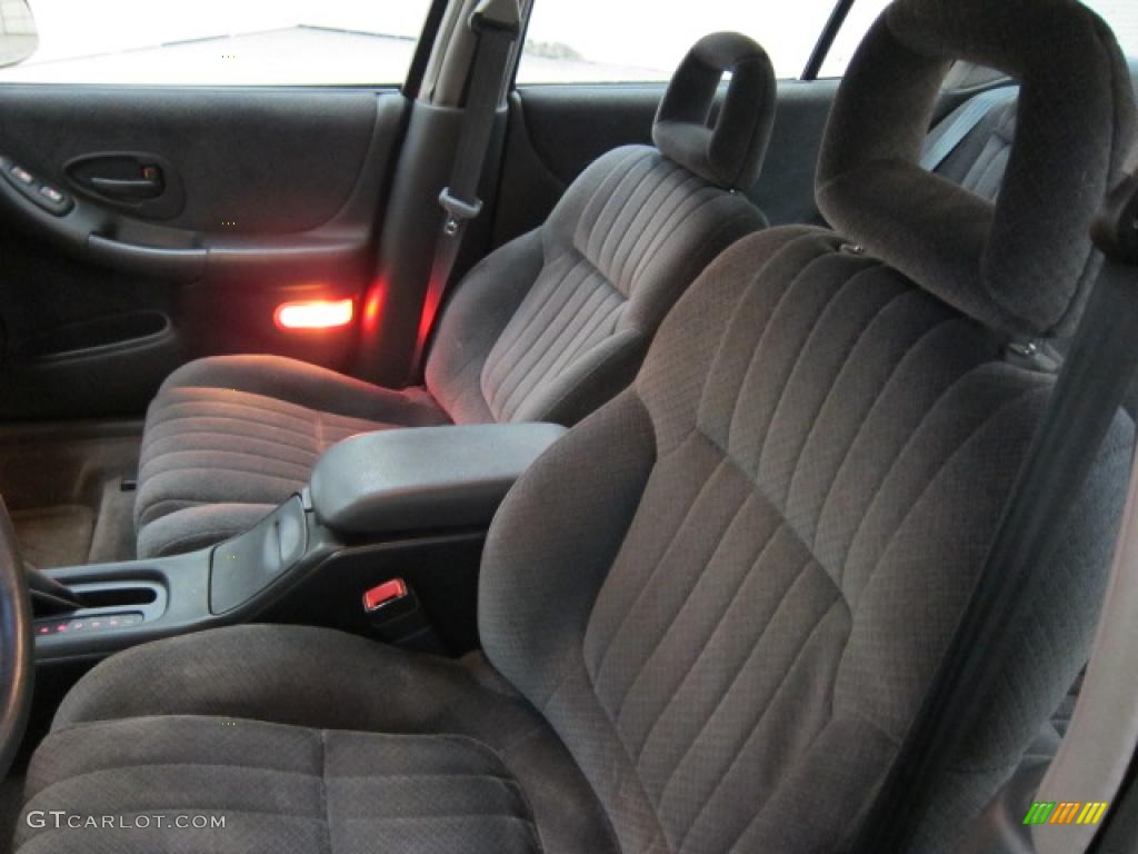 2000 Grand Prix GT Sedan - Bright Red / Graphite photo #5