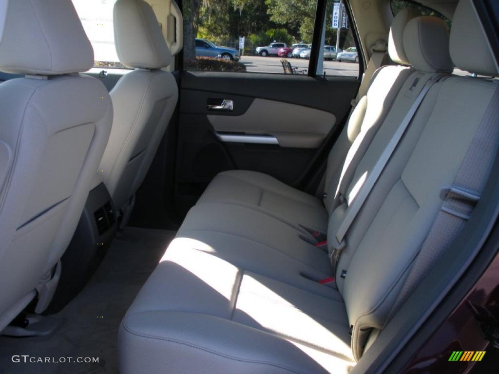 Medium Light Stone Interior 2011 Ford Edge SE Photo #41120081