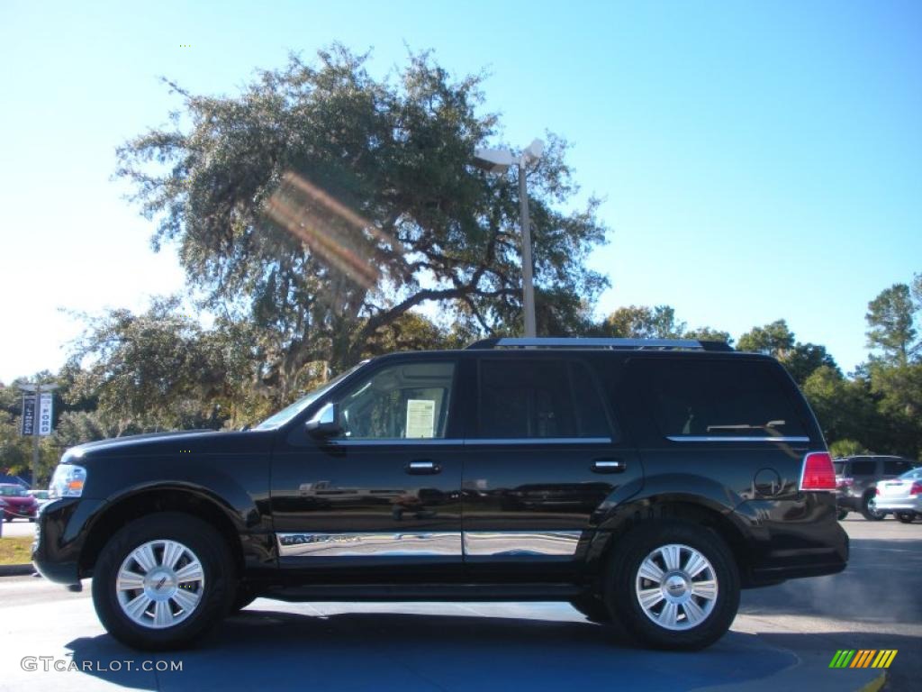 2008 Navigator Luxury 4x4 - Black / Stone photo #2
