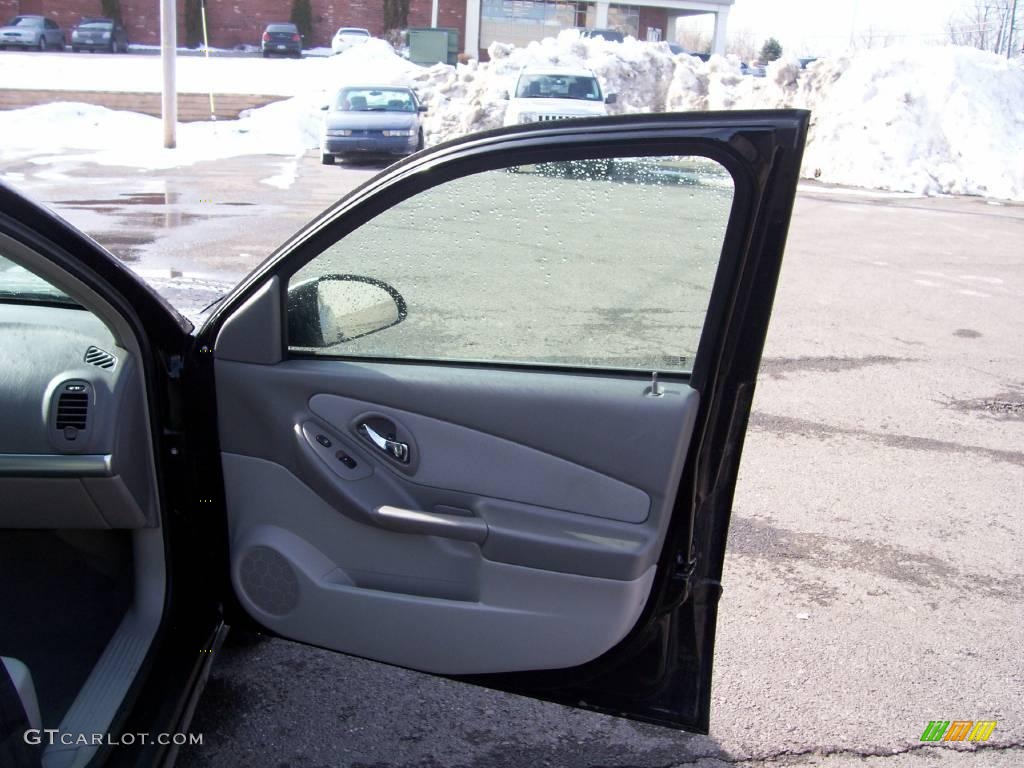 2005 Malibu Sedan - Black / Gray photo #24