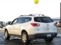 Summit White - Traverse LT AWD Photo No. 3