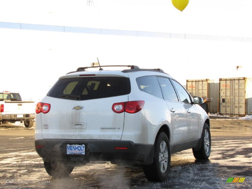 2010 Traverse LT AWD - Summit White / Dark Gray/Light Gray photo #12