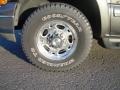 2002 Chevrolet Suburban 1500 LT 4x4 Wheel and Tire Photo