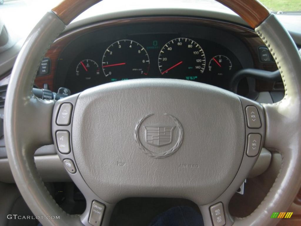 2004 Cadillac DeVille DHS Cashmere Steering Wheel Photo #41124951