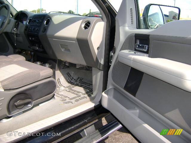 2006 F150 XLT SuperCab 4x4 - Black / Flint photo #25