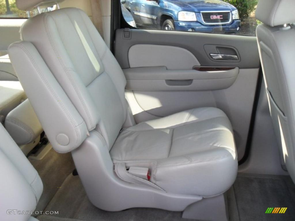 Light Titanium/Dark Titanium Interior 2008 Chevrolet Suburban 1500 LT Photo #41126923