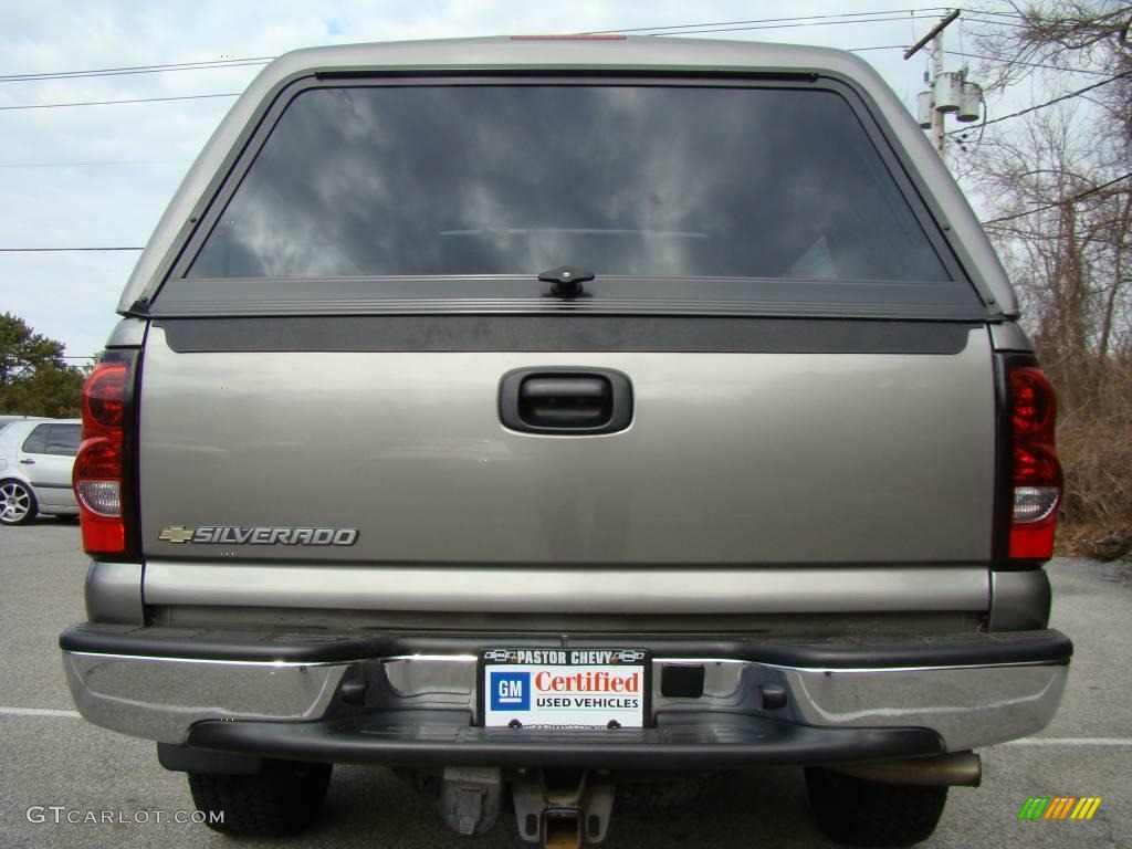 2006 Silverado 1500 LT Extended Cab 4x4 - Graystone Metallic / Dark Charcoal photo #4