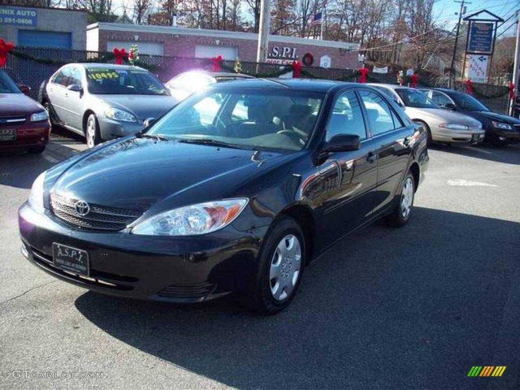 2002 Camry LE - Black / Stone photo #1