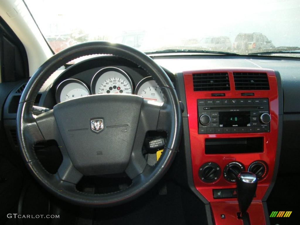 2009 Caliber R/T - Bright Silver Metallic / Dark Slate Gray/Red photo #17