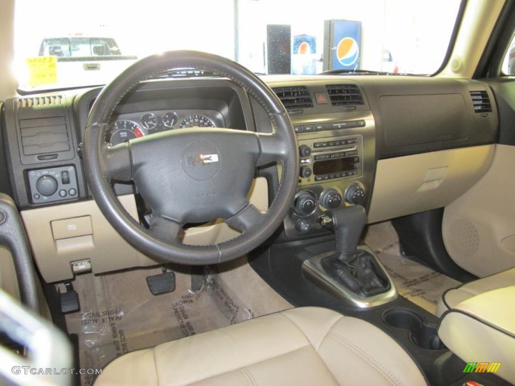 2006 Hummer H3 Standard H3 Model Light Cashmere Beige Dashboard Photo #41132379