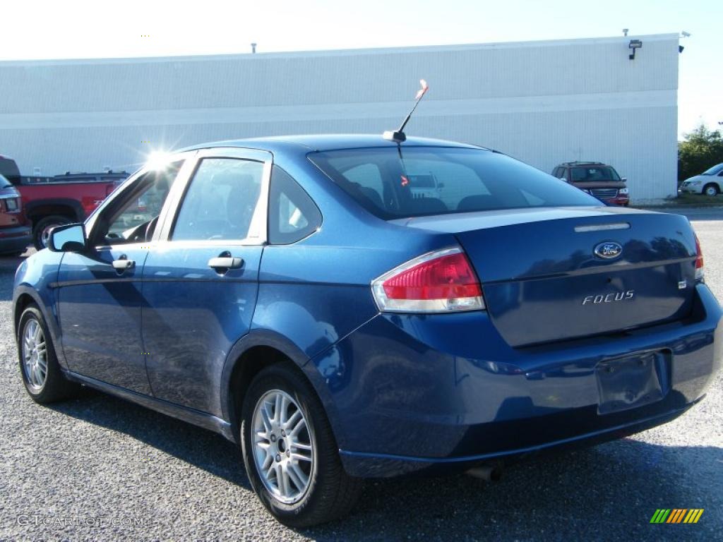 2009 Focus SE Sedan - Vista Blue Metallic / Charcoal Black photo #3