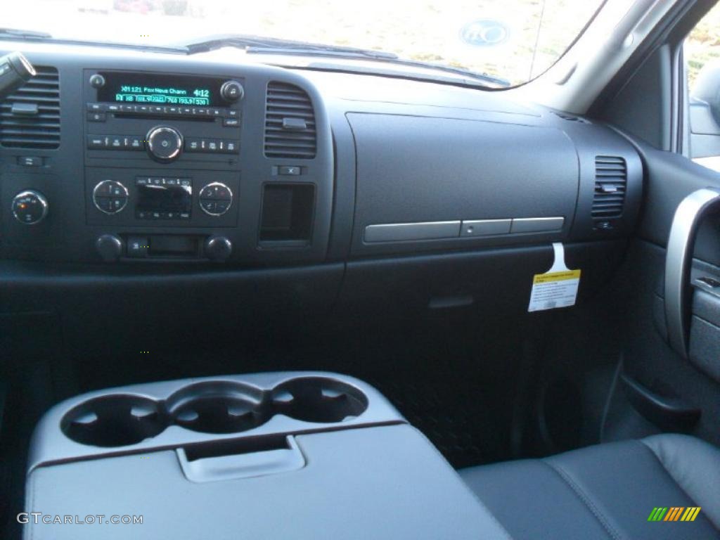 2011 Silverado 1500 LT Crew Cab 4x4 - Sheer Silver Metallic / Ebony photo #17