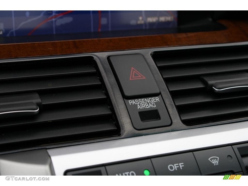 2005 Acura RL 3.5 AWD Sedan Controls Photo #41135635