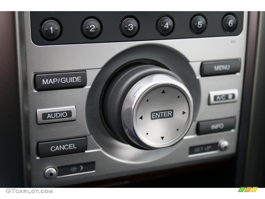 2005 Acura RL 3.5 AWD Sedan Controls Photo #41135671