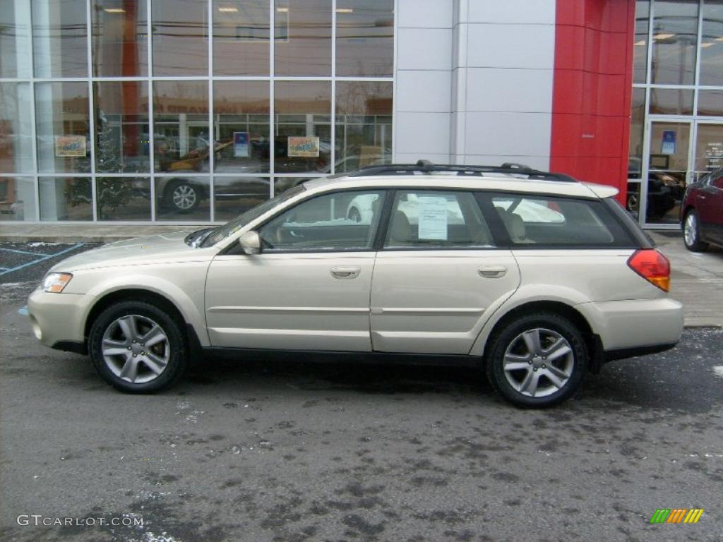 2006 Outback 3.0 R L.L.Bean Edition Wagon - Champagne Gold Opalescent / Taupe photo #2