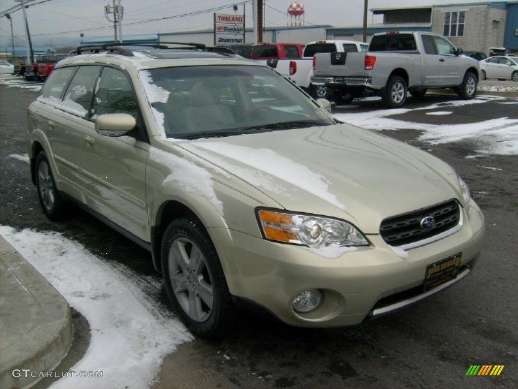 2006 Outback 3.0 R L.L.Bean Edition Wagon - Champagne Gold Opalescent / Taupe photo #10