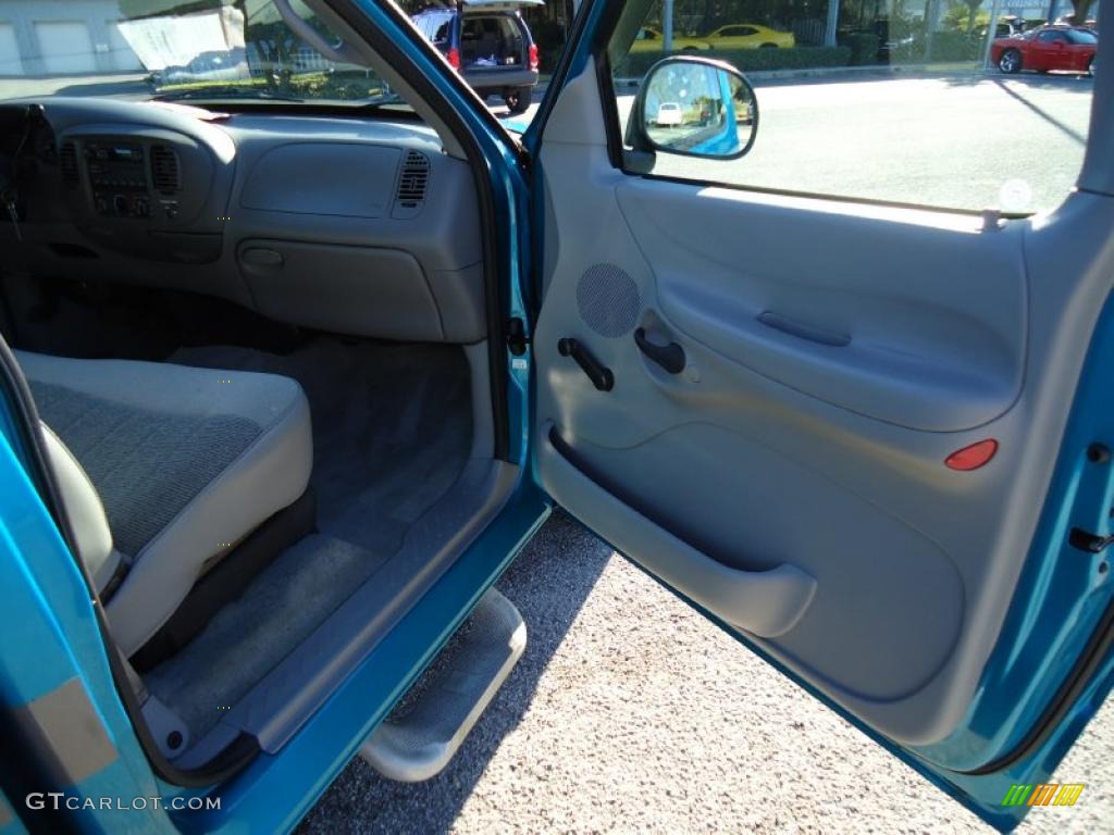 1997 F150 XL Regular Cab - Teal Metallic / Medium Graphite photo #11