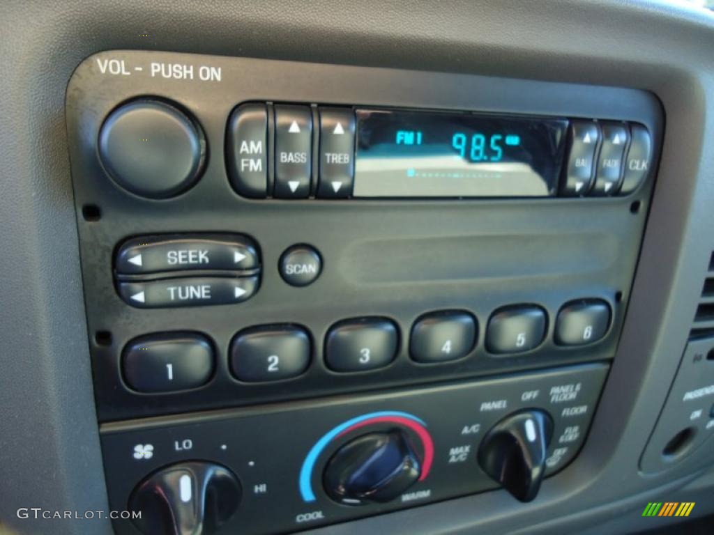 1997 F150 XL Regular Cab - Teal Metallic / Medium Graphite photo #25