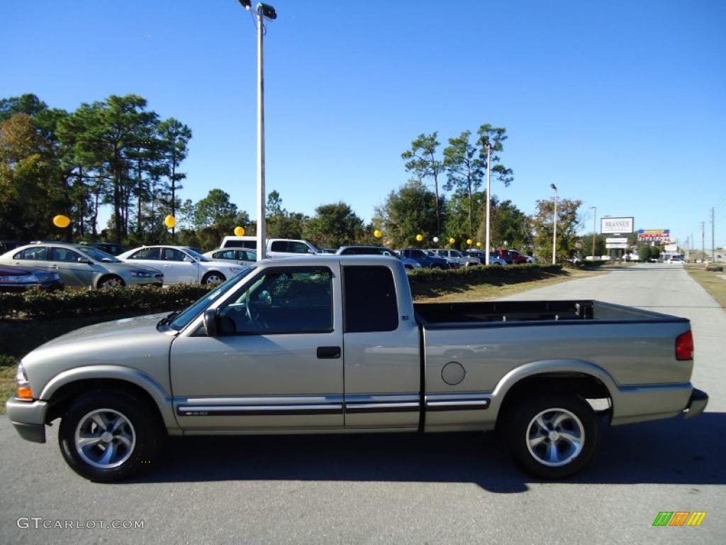 Light Pewter Metallic 2001 Chevrolet S10 LS Extended Cab Exterior Photo #41137939