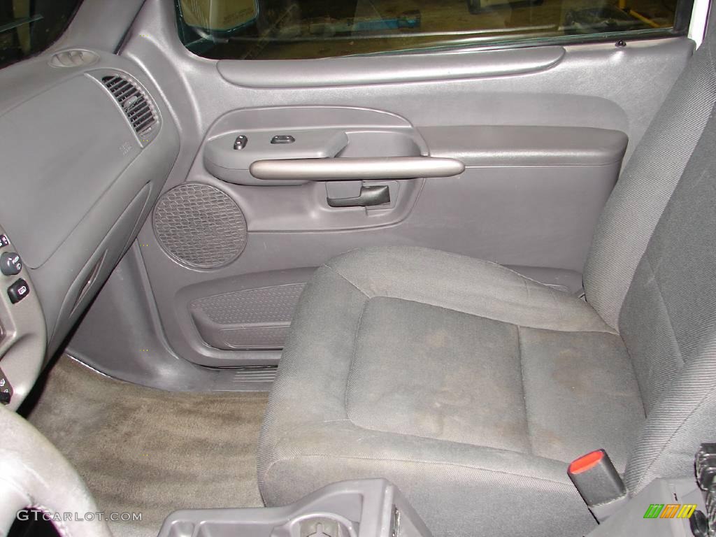 2001 Explorer Sport 4x4 - Oxford White / Dark Graphite photo #12