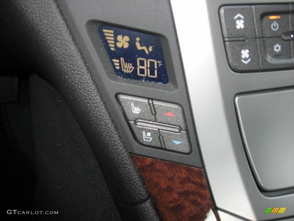 2009 Cadillac CTS Sedan Controls Photo #41139039