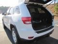 Stone White - Grand Cherokee Laredo X Package Photo No. 9