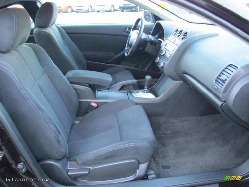 Charcoal Interior 2010 Nissan Altima 2.5 S Coupe Photo #41144567