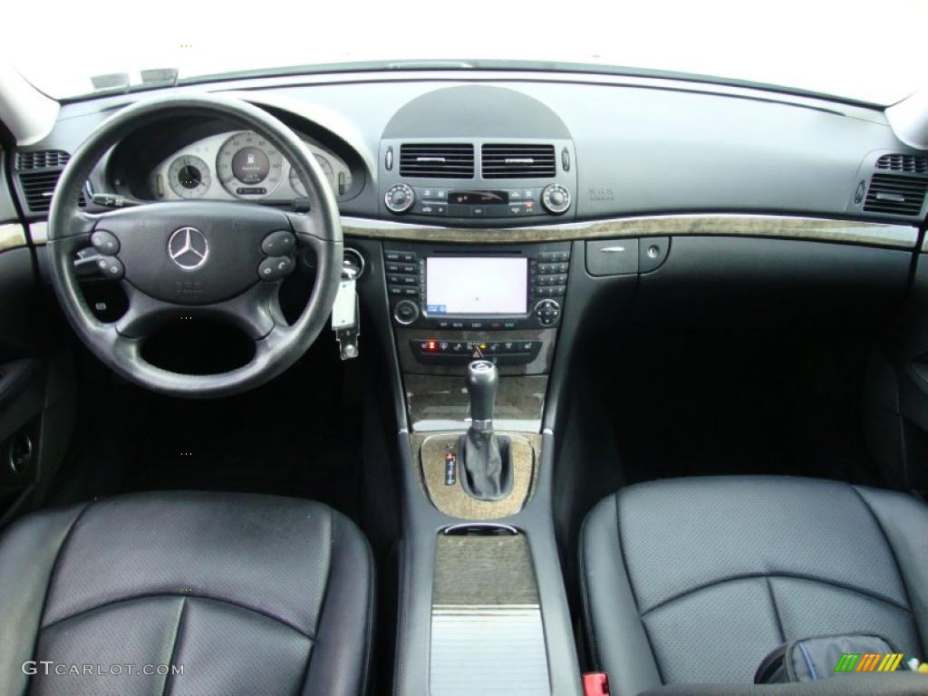 2007 Mercedes-Benz E 350 4Matic Sedan Black Dashboard Photo #41145475