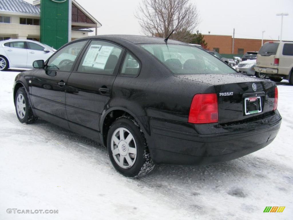 2000 Passat GLS 1.8T Sedan - Black Magic / Black photo #3