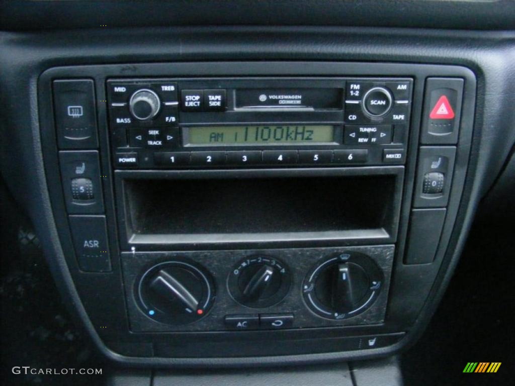 2000 Passat GLS 1.8T Sedan - Black Magic / Black photo #20
