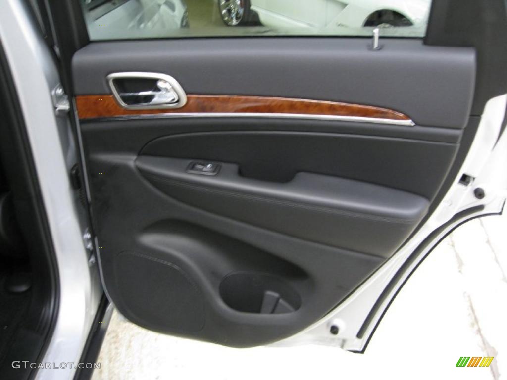 2011 Jeep Grand Cherokee Limited 4x4 Black Door Panel Photo #41149011