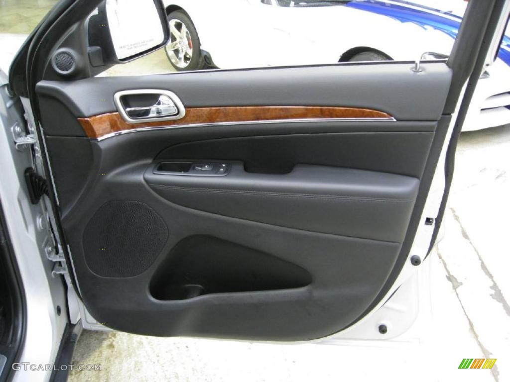 2011 Jeep Grand Cherokee Limited 4x4 Black Door Panel Photo #41149023
