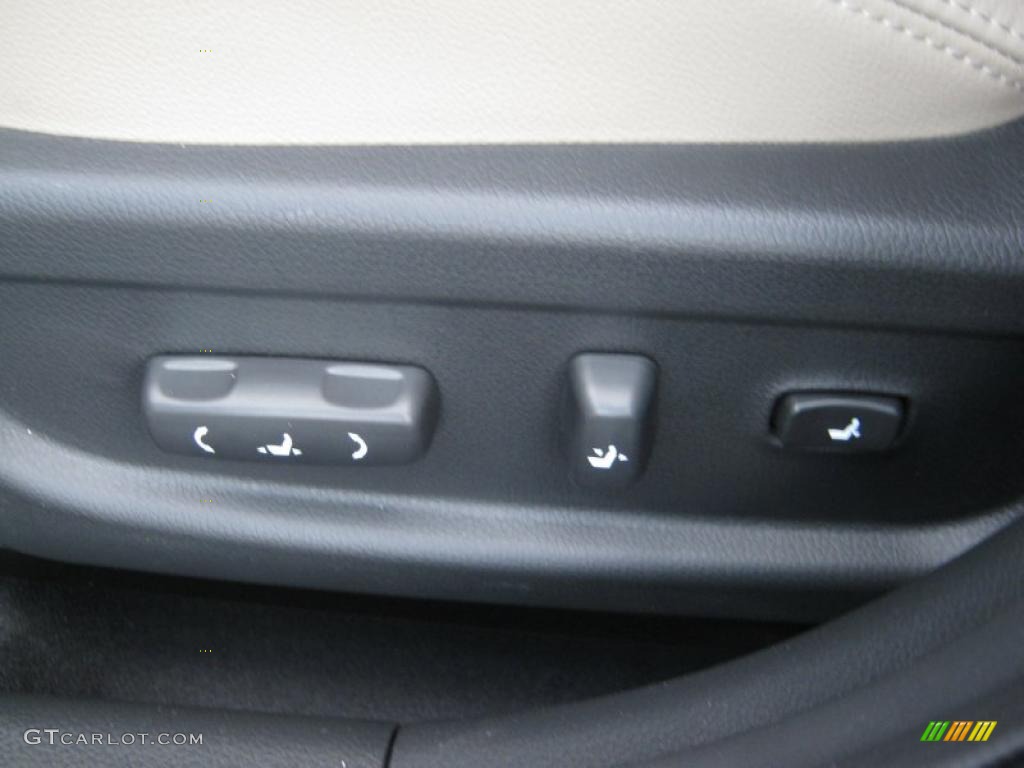 2011 Kia Optima EX Controls Photo #41150488