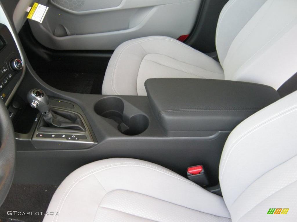 Gray Interior 2011 Kia Optima LX Photo #41151292