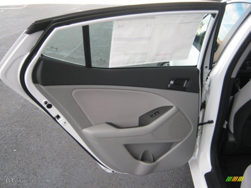 2011 Kia Optima LX Gray Door Panel Photo #41151380