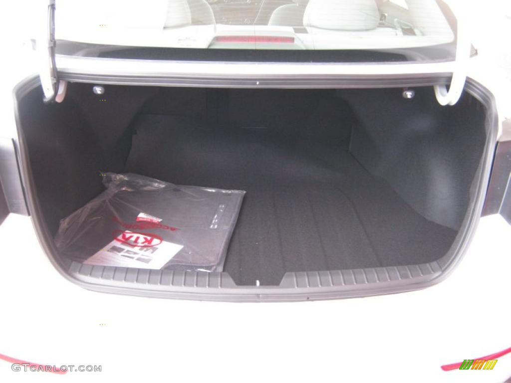 2011 Kia Optima LX Trunk Photo #41151432