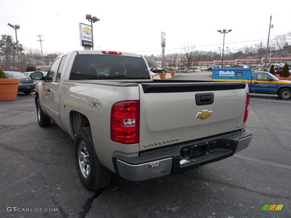 2008 Silverado 1500 LS Extended Cab 4x4 - Silver Birch Metallic / Dark Titanium photo #5