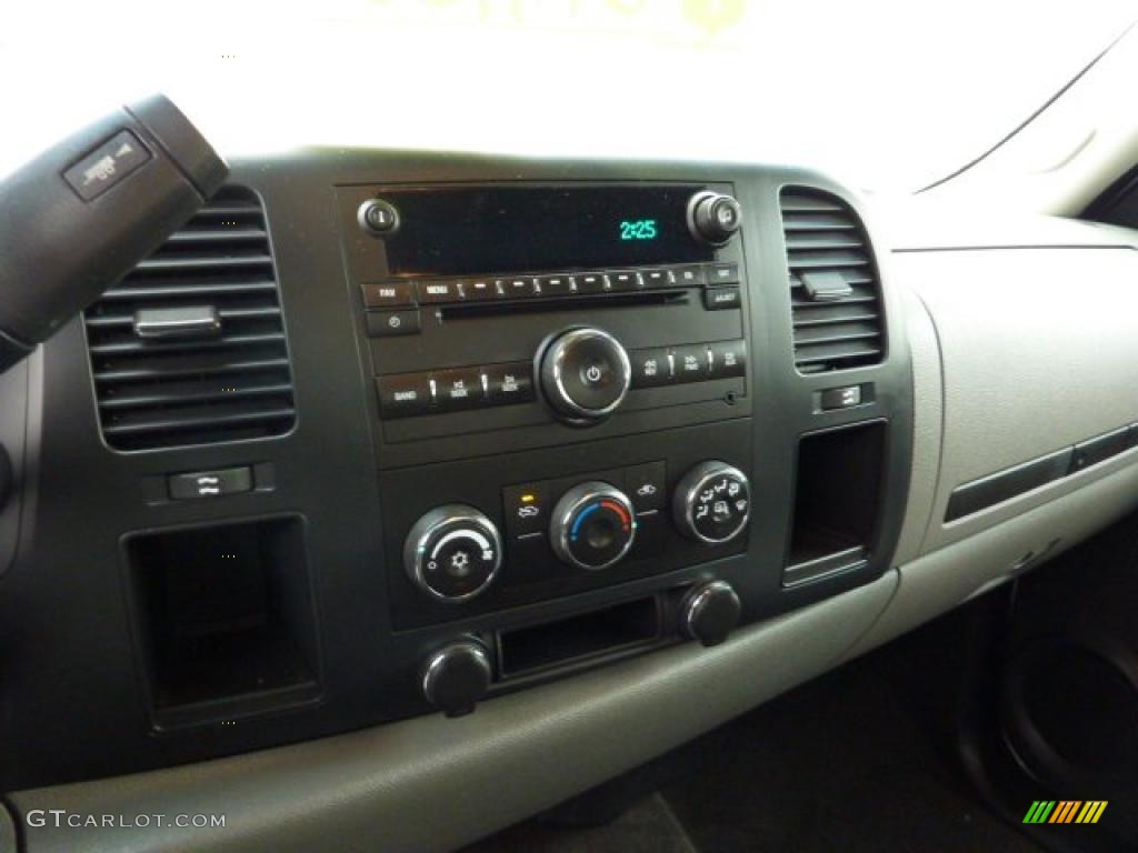 2008 Silverado 1500 LS Extended Cab 4x4 - Silver Birch Metallic / Dark Titanium photo #9