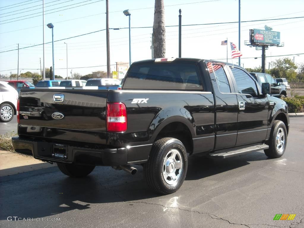 2005 F150 STX SuperCab - Black / Medium Flint Grey photo #3